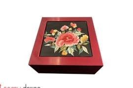 Square lacquer box with  flower embroidered cap